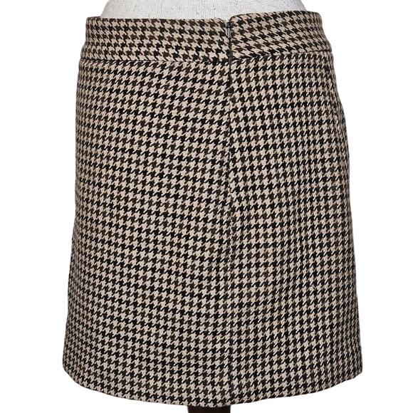 Brown Houndstooth Print Skirt Size 6 - Picture 2 of 4